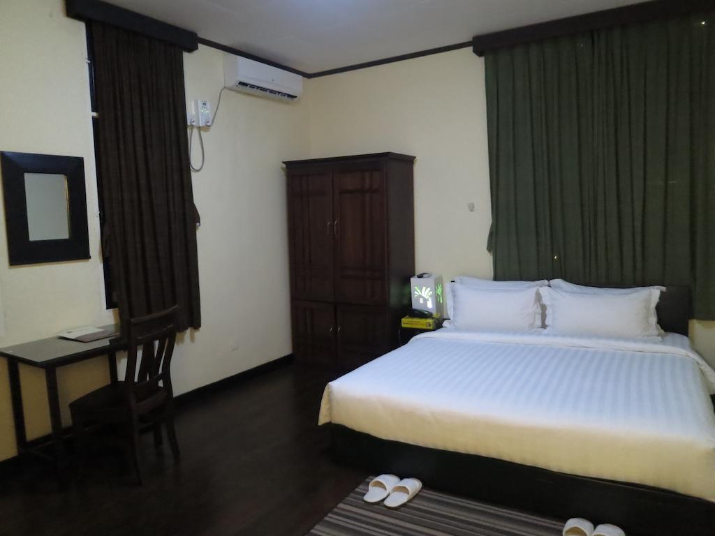 יאנגון Garden Home Bed And Breakfast חדר תמונה